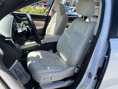 Used 2023 Buick Enclave Premium w/ Experience Buick Package AWD/4WD image 19