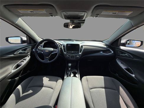Used 2023 Chevrolet Malibu LT FWD image 21
