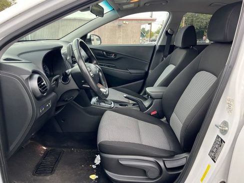Used 2021 Hyundai Kona SEL AWD/4WD image 12
