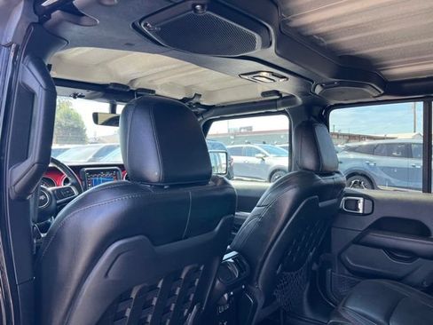 Used 2020 Jeep Wrangler Unlimited Rubicon AWD/4WD image 9