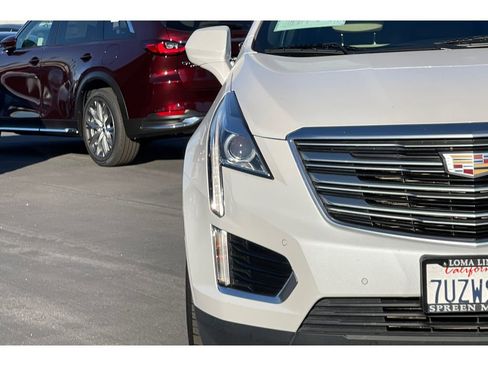 Used 2017 Cadillac XT5 Luxury w/ Driver Awareness Package image 32