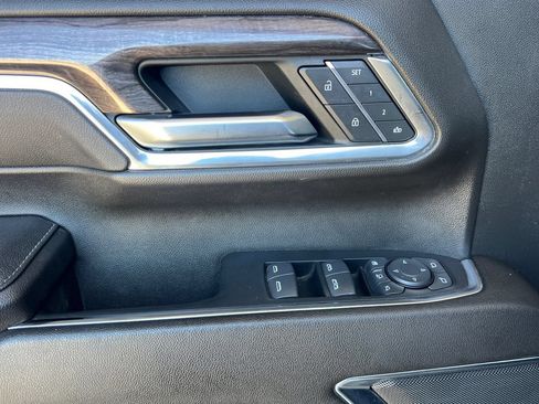Used 2024 Chevrolet Silverado 2500 LTZ AWD/4WD image 11