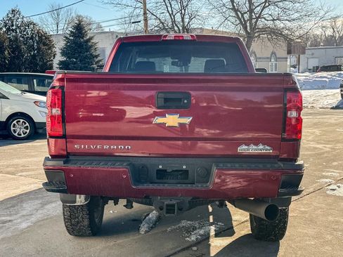 Used 2019 Chevrolet Silverado 2500 High Country w/ Duramax Plus Package image 4