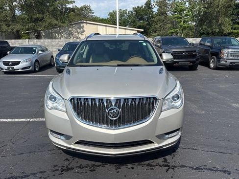 Used 2017 Buick Enclave Leather AWD/4WD image 3