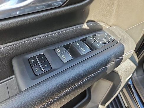 Used 2024 GMC Yukon XL Denali w/ Denali Reserve Package image 24