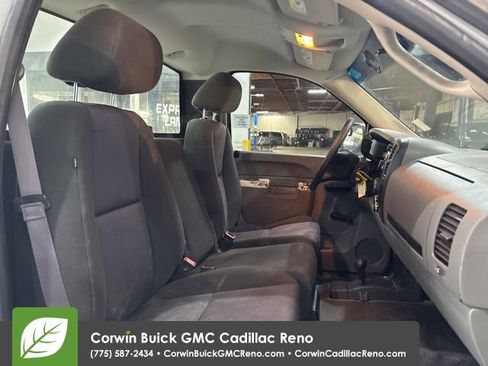 Used 2013 GMC Sierra 1500 W/T image 27