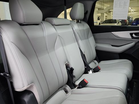 Certified 2024 Acura MDX SH-AWD w/ Technology Package image 22