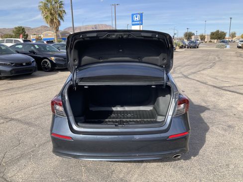 Certified 2025 Honda Civic Sport image 32