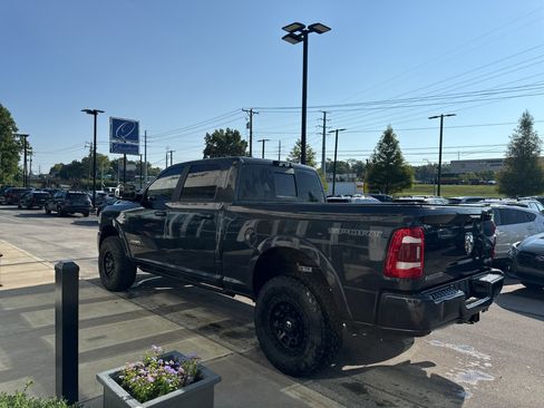 Used 2022 RAM 2500 Laramie AWD/4WD image 5