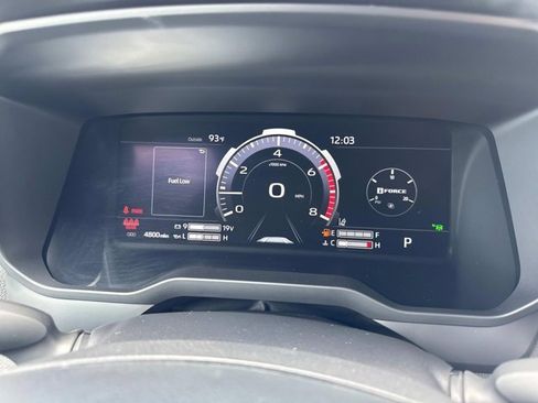 Used 2025 Toyota Tundra Limited image 25