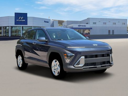 New 2026 Hyundai Kona SE image 11