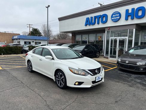 Used 2016 Nissan Altima 2.5 SR FWD image 3
