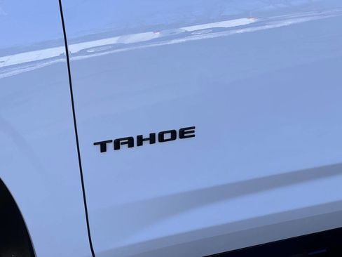 Used 2023 Chevrolet Tahoe Z71 w/ Luxury Package image 12