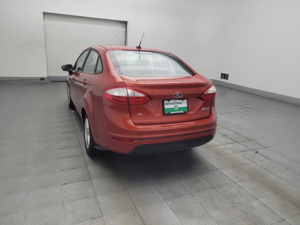 Used 2018 Ford Fiesta SE FWD image 5