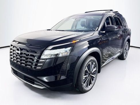 New 2026 Nissan Pathfinder Platinum w/ Cargo Package AWD/4WD image 1