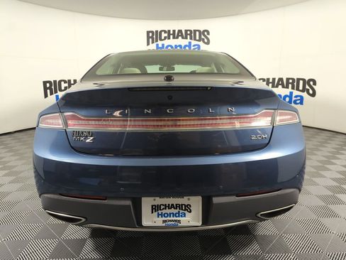 Used 2019 Lincoln MKZ Premiere FWD image 4