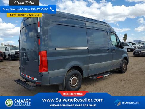 Used 2019 Mercedes-Benz Sprinter 144 image 4