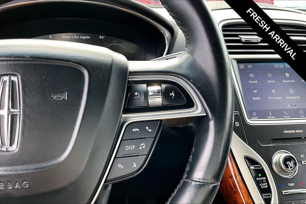Used 2019 Lincoln Nautilus Reserve AWD/4WD image 14