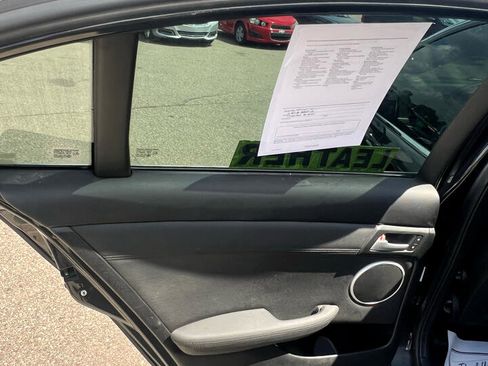 Used 2009 Pontiac G8 Base image 12