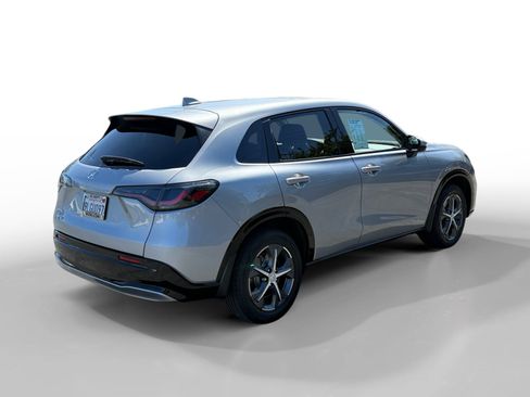 Used 2024 Honda HR-V EX-L image 5