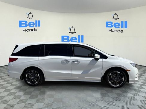 Certified 2024 Honda Odyssey Elite image 5