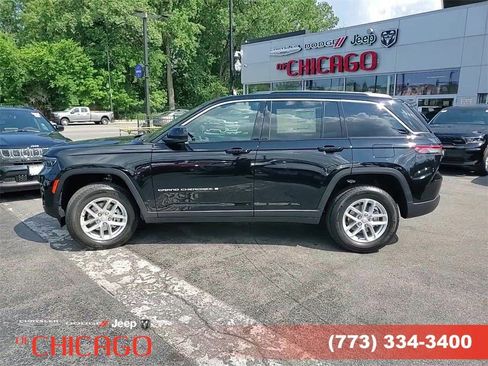 New 2025 Jeep Grand Cherokee Laredo image 8