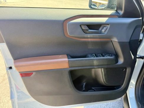 Used 2021 Ford Bronco Sport Outer Banks AWD/4WD image 12