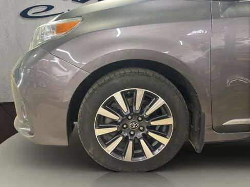 Used 2019 Toyota Sienna XLE Premium w/ Protection Package AWD/4WD image 13