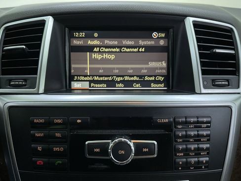 Used 2012 Mercedes-Benz ML 350 4MATIC w/ Premium 1 Pkg image 21