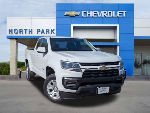 Used 2022 Chevrolet Colorado LT w/ Fleet Safety Package image 1