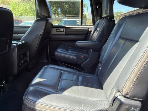 Used 2016 Ford Expedition Max Platinum AWD/4WD image 23