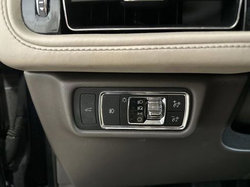 Used 2020 Lincoln Aviator Reserve w/ Equipment Group 202A image 26