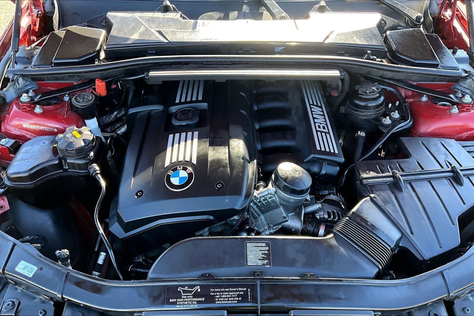 Used 2012 BMW 328i Convertible RWD image 31