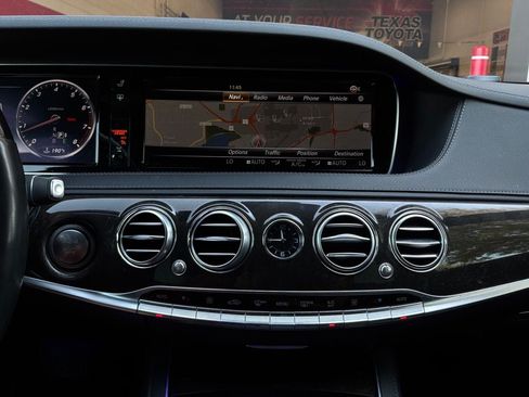 Used 2016 Mercedes-Benz S 550 Sedan image 44