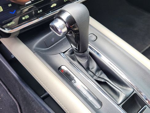 Certified 2021 Honda HR-V EX image 12