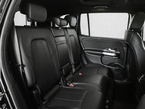 Certified 2023 Mercedes-Benz GLB 250 4MATIC image 22