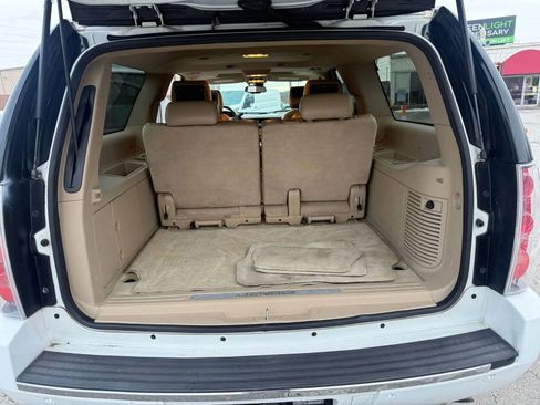 Used 2008 GMC Yukon XL Denali image 13