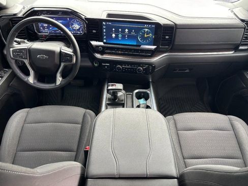 Used 2023 Chevrolet Silverado 1500 LT Trail Boss w/ LPO, Dark Essentials Package image 11