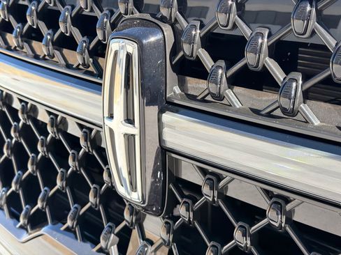 New 2026 Lincoln Navigator L Reserve w/ Jet Appearance Package AWD/4WD image 15