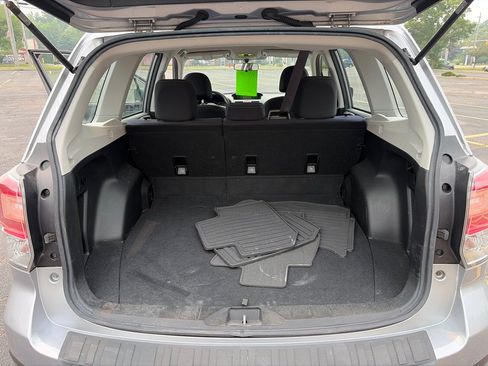 Used 2017 Subaru Forester 2.5i w/ Alloy Wheel Package AWD/4WD image 22