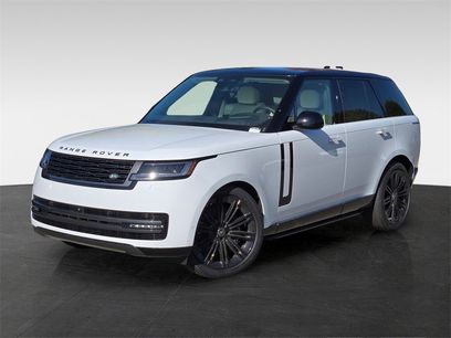 New 2025 Land Rover Range Rover Long Wheelbase SE
