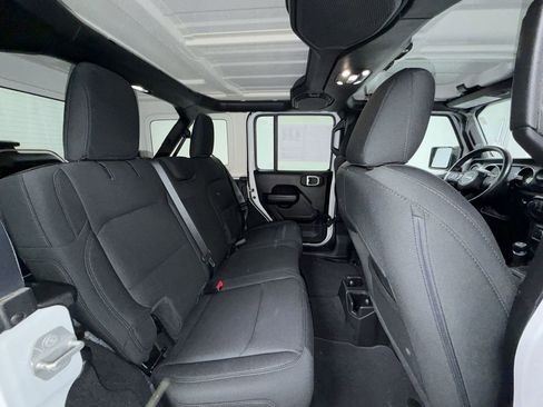 Used 2021 Jeep Wrangler Unlimited Sport AWD/4WD image 17