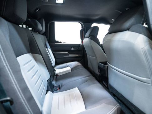 Certified 2025 Toyota Tacoma TRD Off-Road image 38