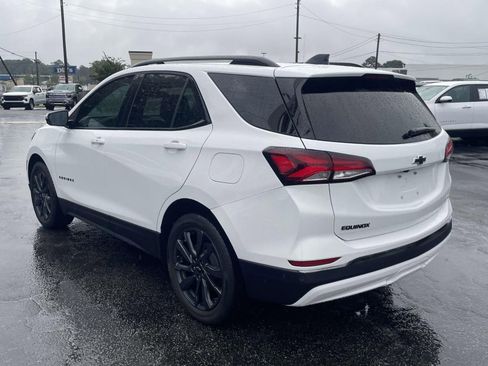 Used 2023 Chevrolet Equinox RS w/ RS Leather Package FWD image 5