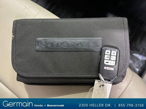 Used 2016 Honda Odyssey Touring Elite image 31