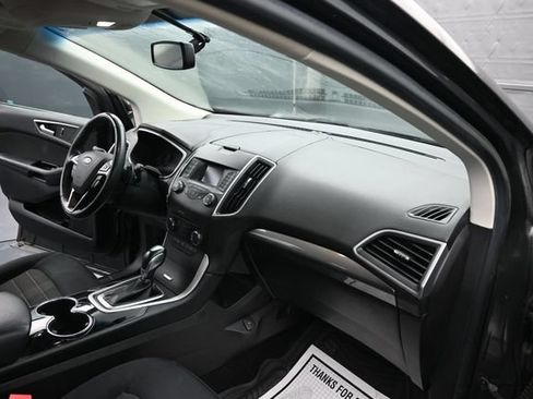 Used 2018 Ford Edge SEL AWD/4WD image 17