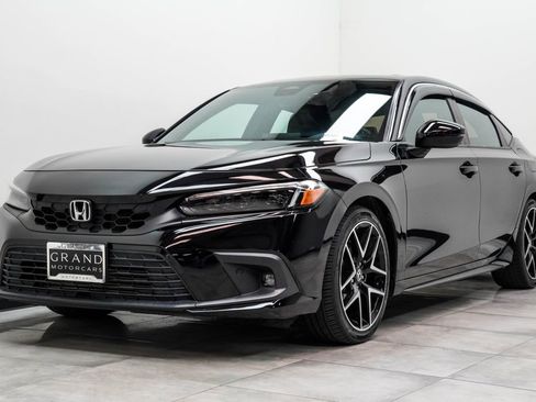 Used 2022 Honda Civic Sport Touring image 7