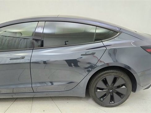 Used 2025 Tesla Model 3 Long Range image 4