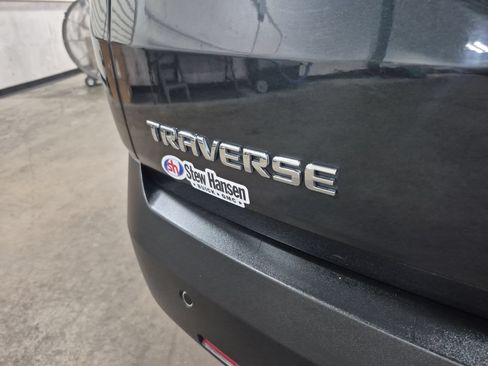 Certified 2021 Chevrolet Traverse LT FWD image 31