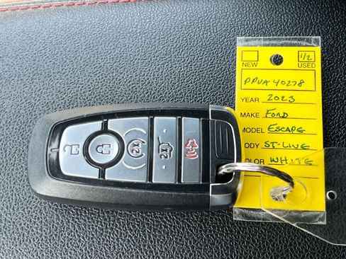 Used 2023 Ford Escape ST-Line AWD/4WD image 35